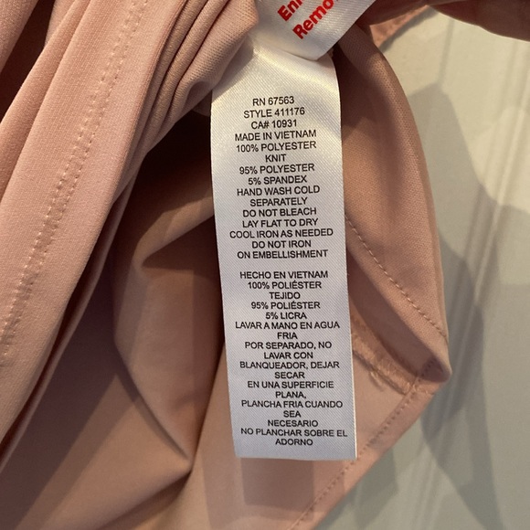 Laura Poncho Dress. - Picture 6 of 6